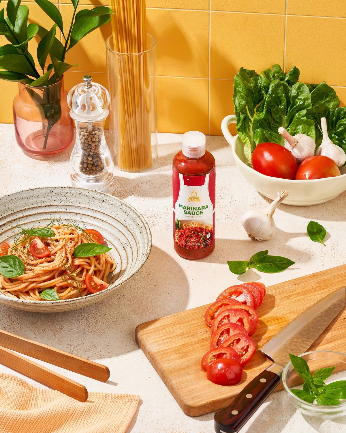 Marinara sauce with pasta